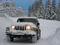 https://game.moais10.com/game/offroad-snow-jeep-passenger-mountain-uphill-drivin
