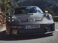https://game.moais10.com/game/porsche-911-gt3-touring-slide